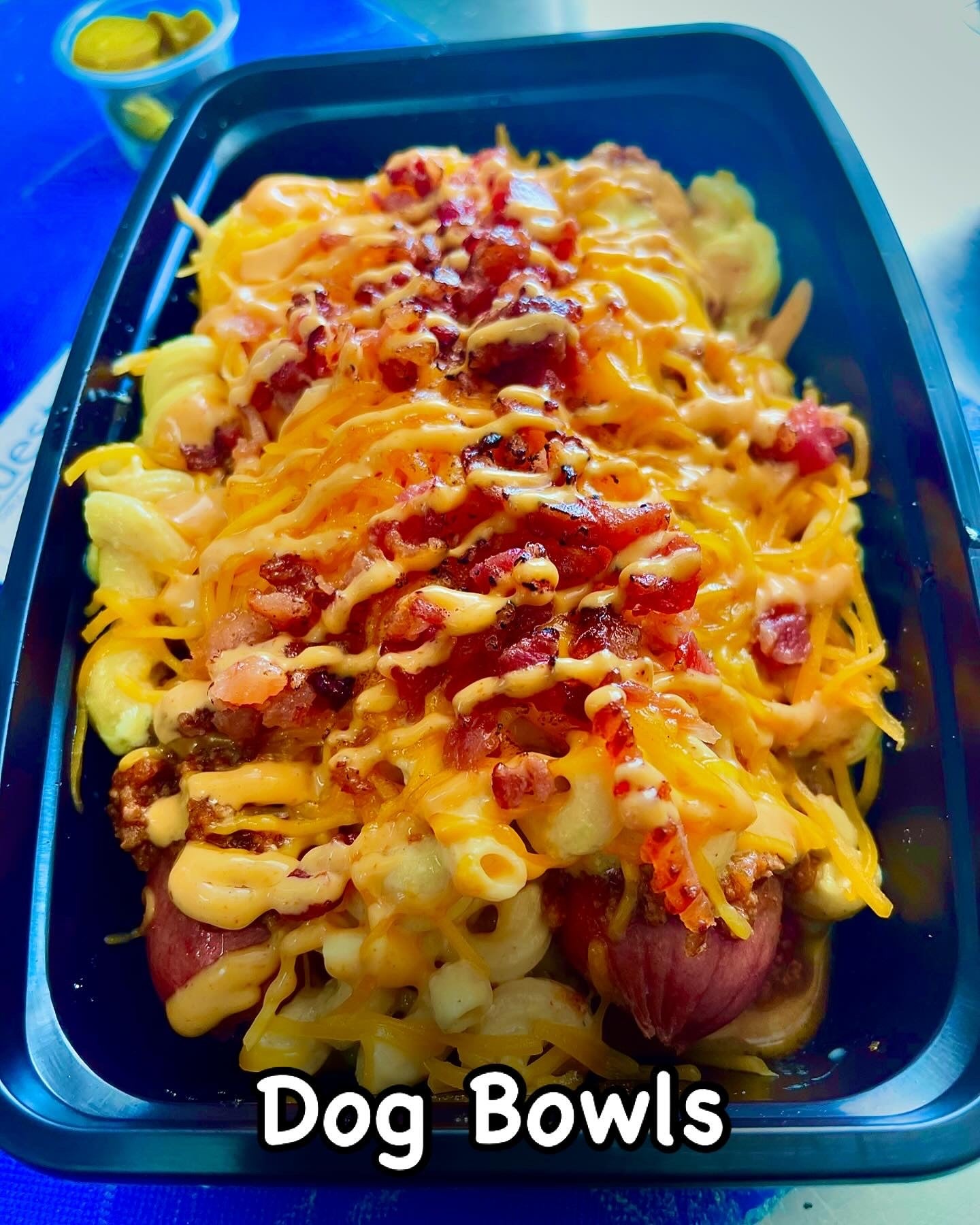 Hot dog bowls shop